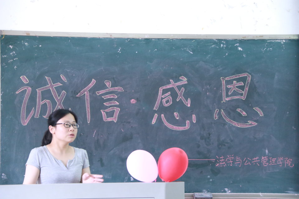 ecf5b1c4bde14abdbef3f55d6795ba00.jpg ecf5b1c4bde14abdbef3f55d6795ba00.jpg